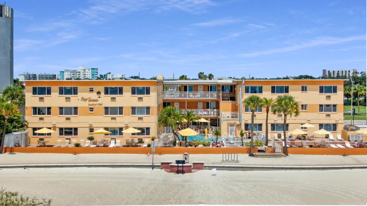 Page Terrace Beachfront Hotel سانت بيتي بيتش المظهر الخارجي الصورة