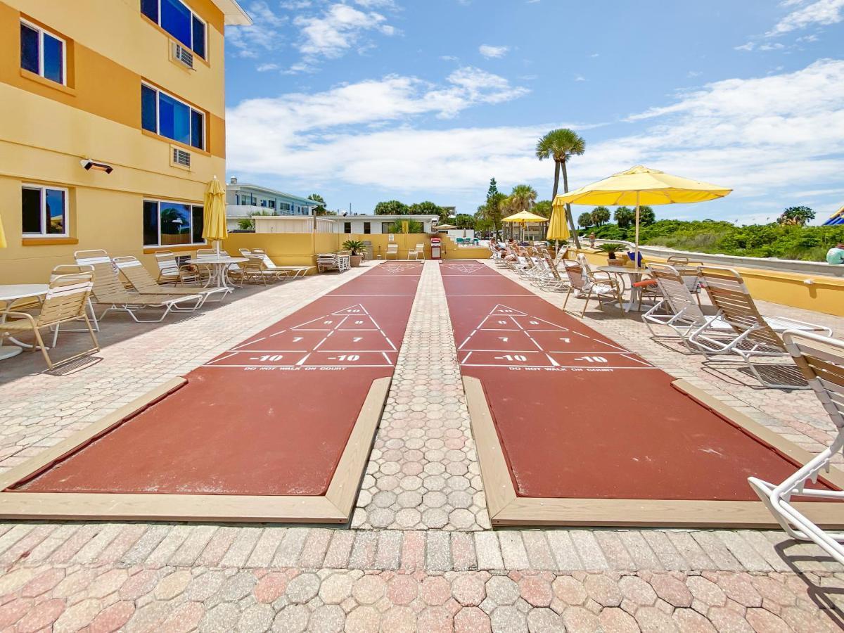 Page Terrace Beachfront Hotel سانت بيتي بيتش المظهر الخارجي الصورة