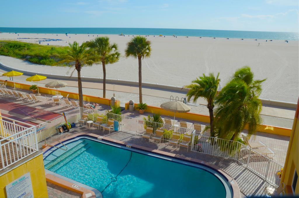 Page Terrace Beachfront Hotel سانت بيتي بيتش المظهر الخارجي الصورة