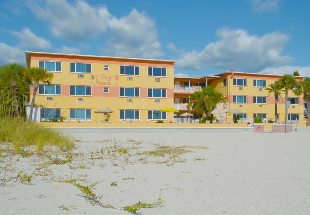 Page Terrace Beachfront Hotel سانت بيتي بيتش المظهر الخارجي الصورة